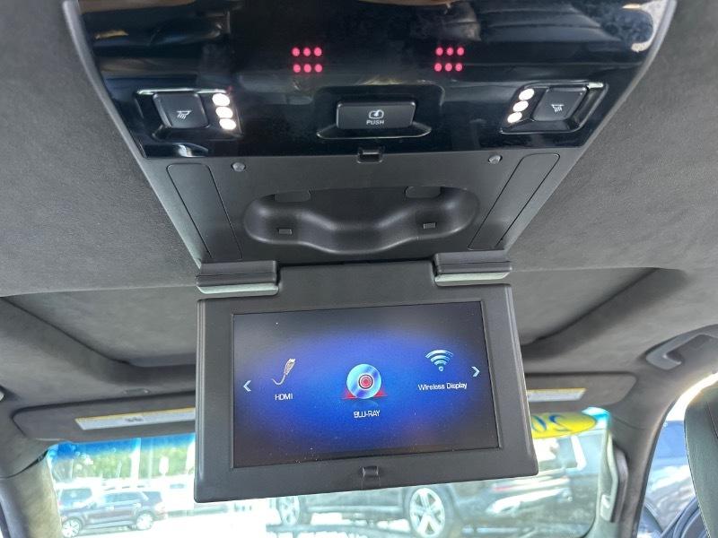 Cadillac Escalade ESV 2WD Platinum 2019