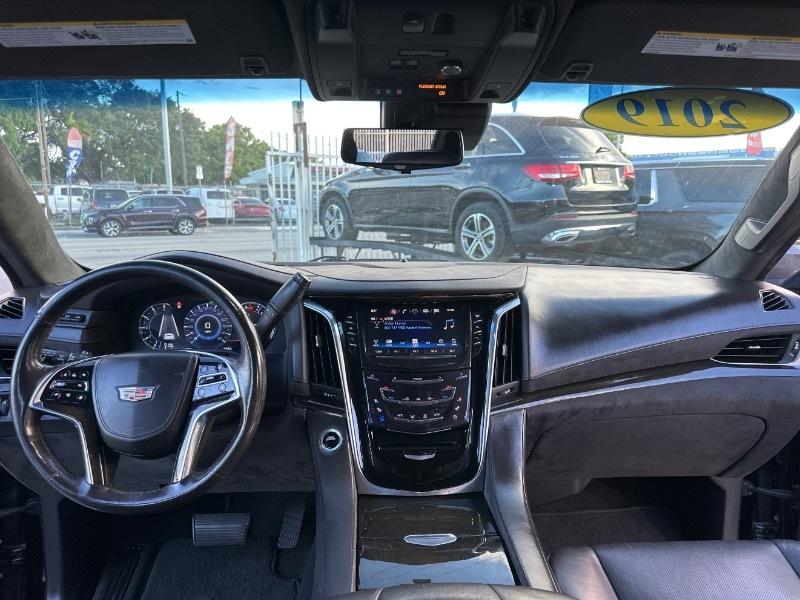 Cadillac Escalade ESV 2WD Platinum 2019