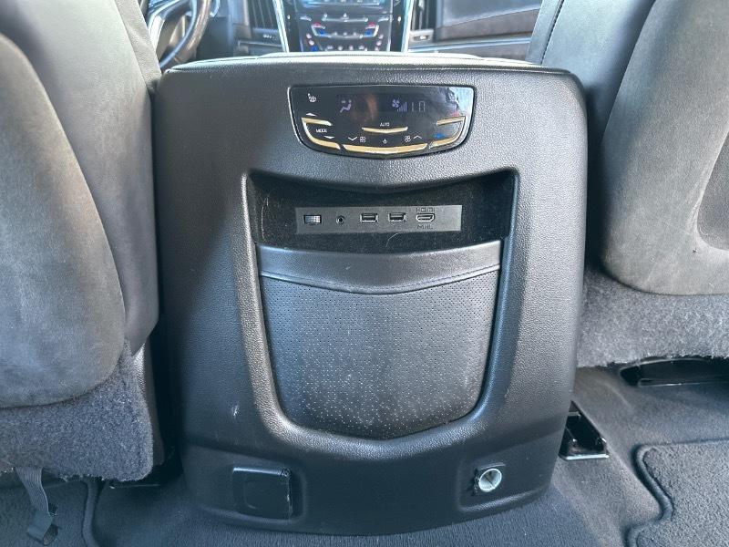 Cadillac Escalade ESV 2WD Platinum 2019