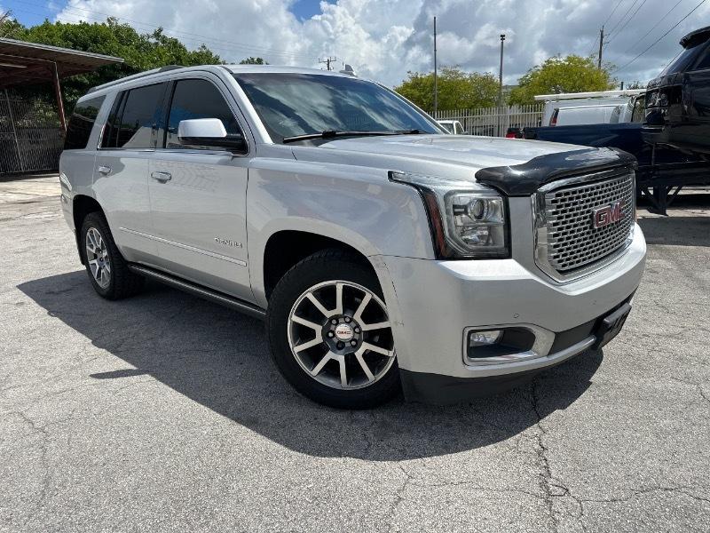 GMC Yukon Denali 4WD 2015