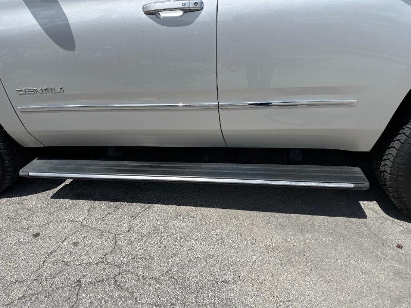 GMC Yukon Denali 4WD 2015
