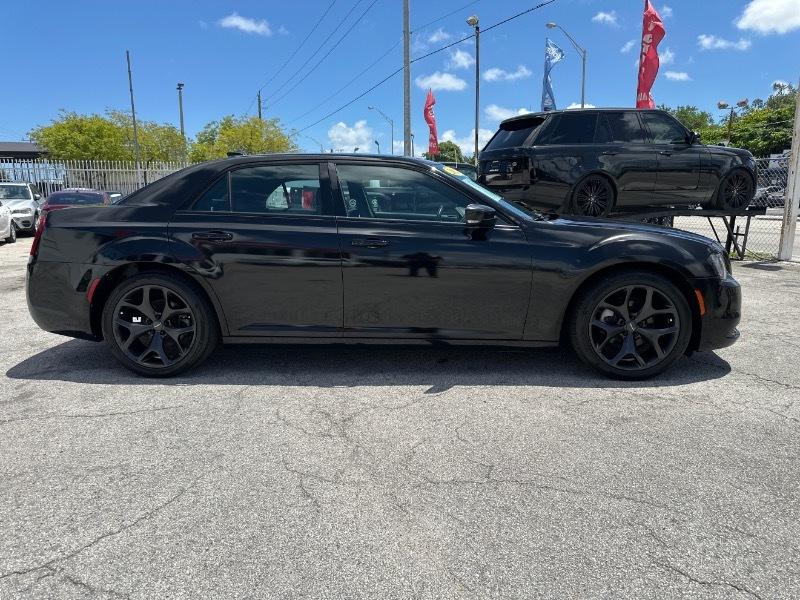 Chrysler 300 S V6 RWD 2021