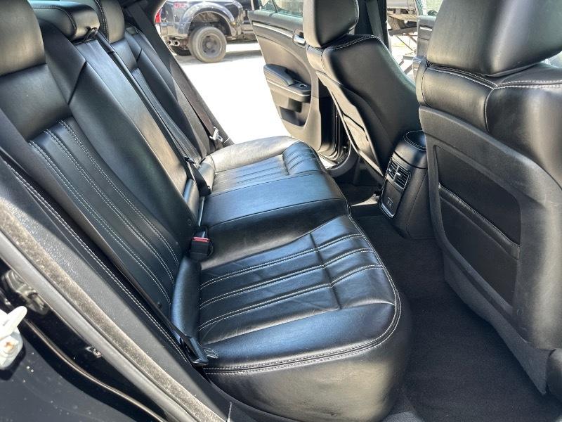 Chrysler 300 S V6 RWD 2021