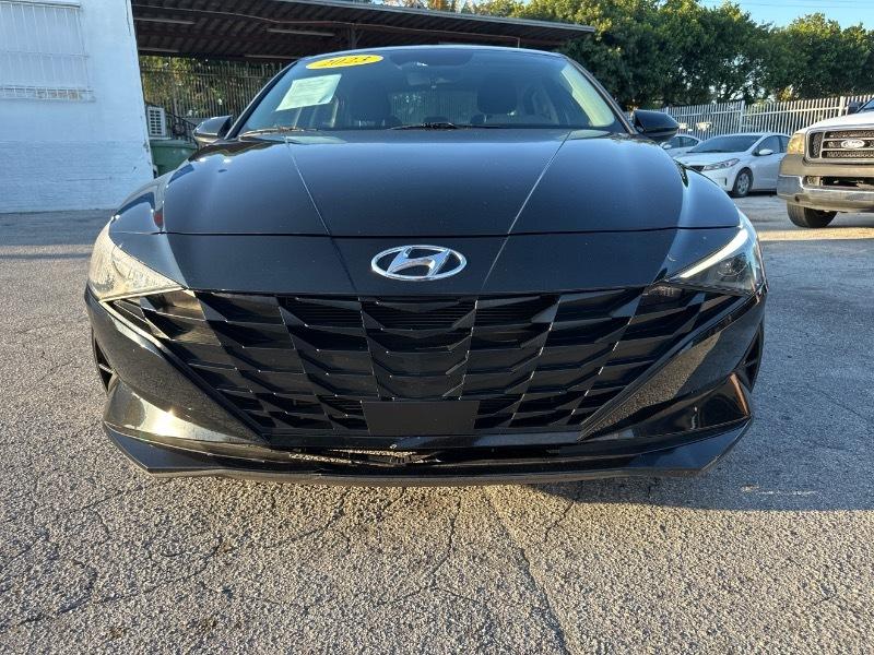 Hyundai Elantra SEL 2023