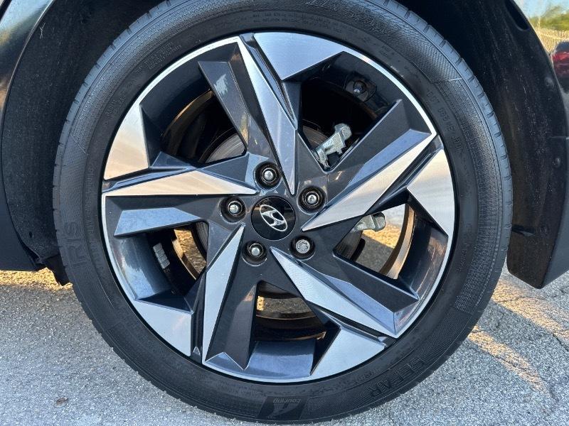 Hyundai Elantra SEL 2023