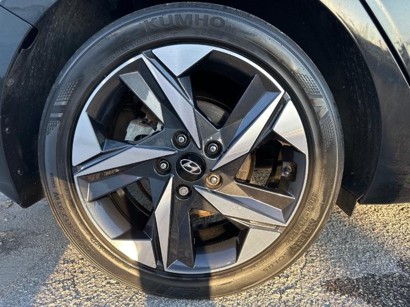 Hyundai Elantra SEL 2023