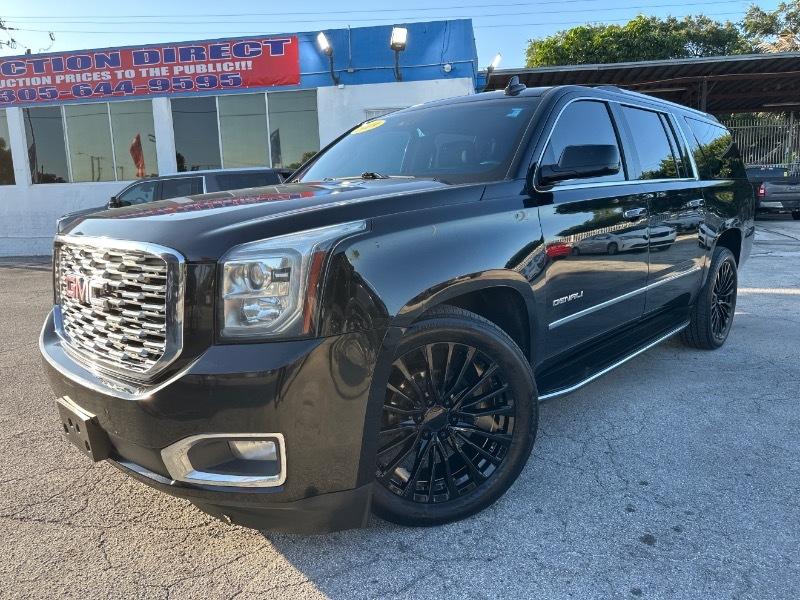 GMC Yukon XL Denali 4WD 2019