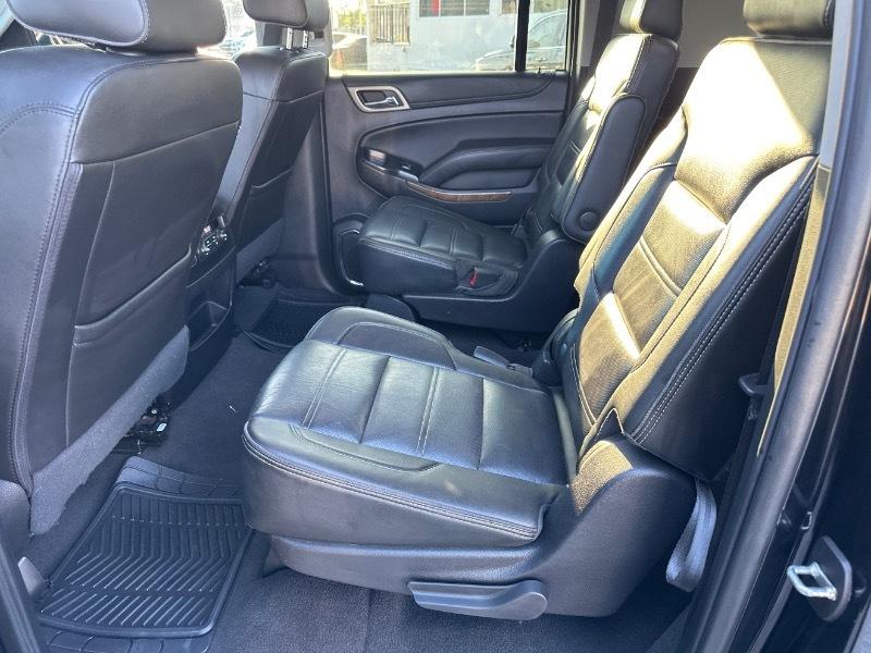 GMC Yukon XL Denali 4WD 2019