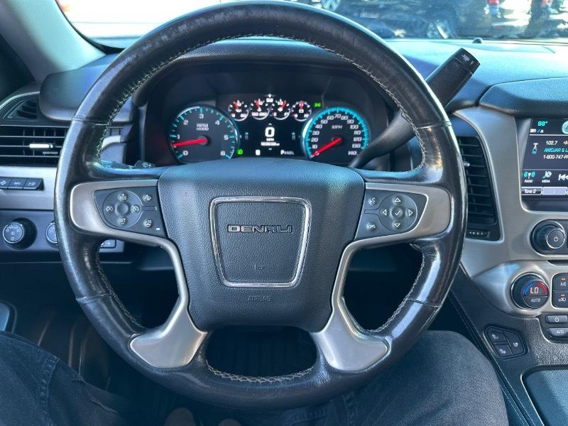 GMC Yukon XL Denali 4WD 2019