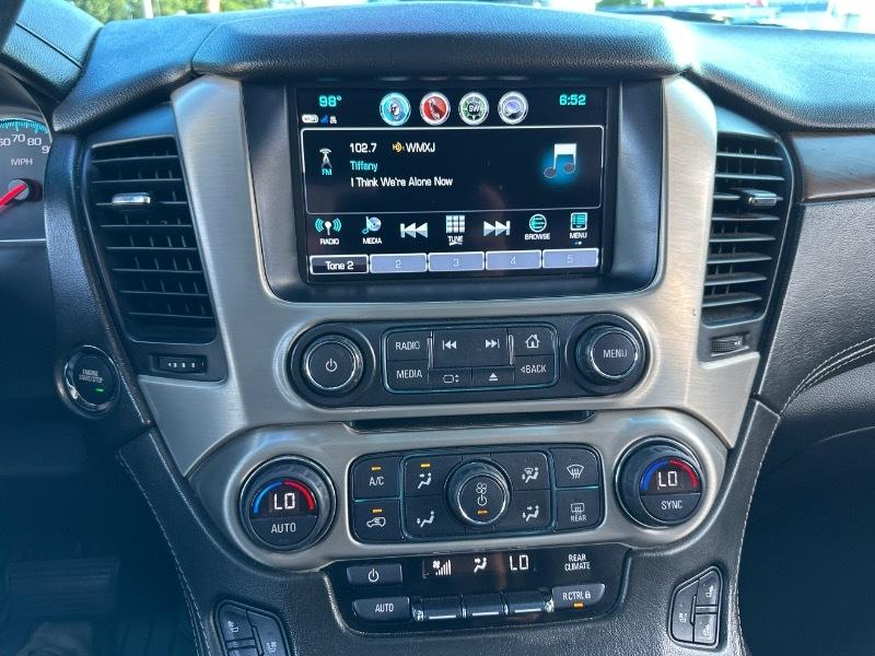 GMC Yukon XL Denali 4WD 2019
