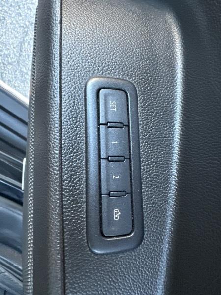GMC Yukon XL Denali 4WD 2019