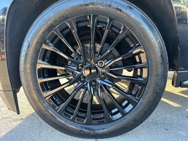 GMC Yukon XL Denali 4WD 2019