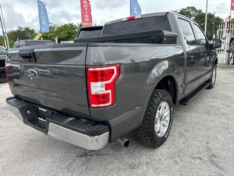 Ford F-150 2WD SuperCrew 139" XLT 2019