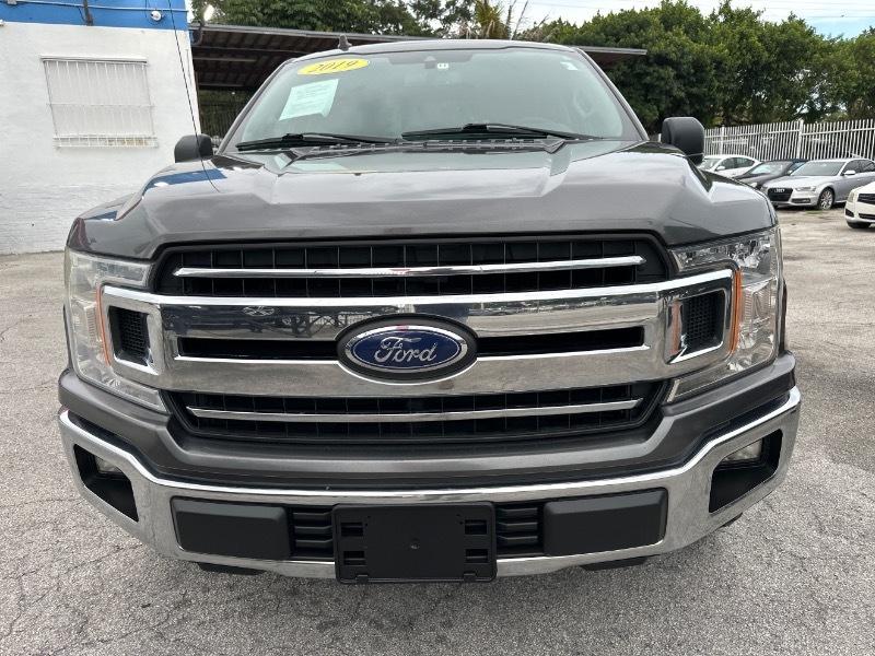 Ford F-150 2WD SuperCrew 139" XLT 2019