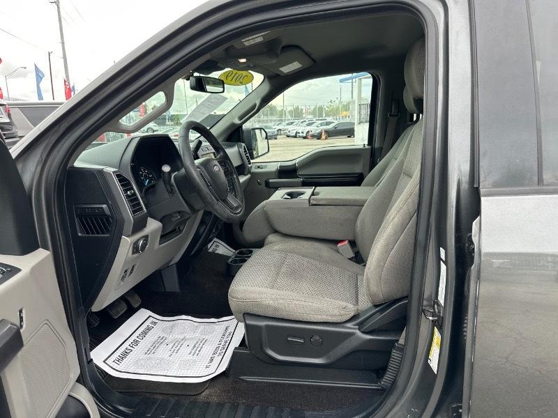 Ford F-150 2WD SuperCrew 139" XLT 2019