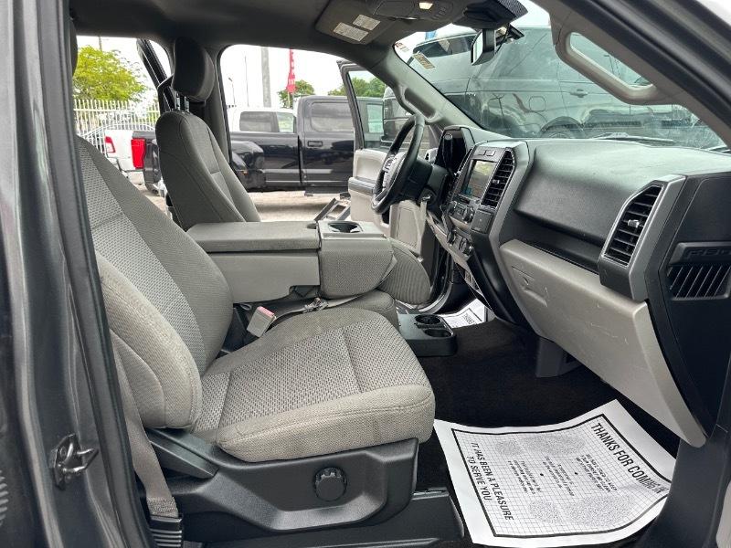 Ford F-150 2WD SuperCrew 139" XLT 2019