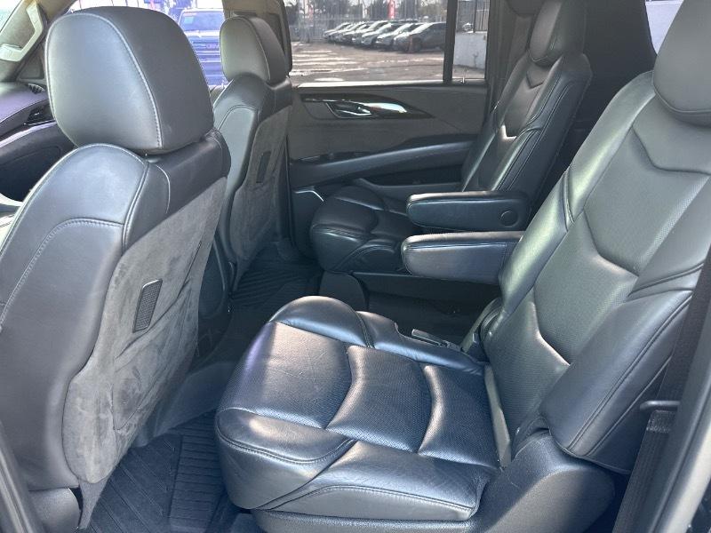 Cadillac Escalade ESV Platinum 2WD 2020