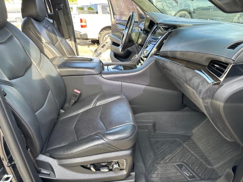 Cadillac Escalade ESV Platinum 2WD 2020