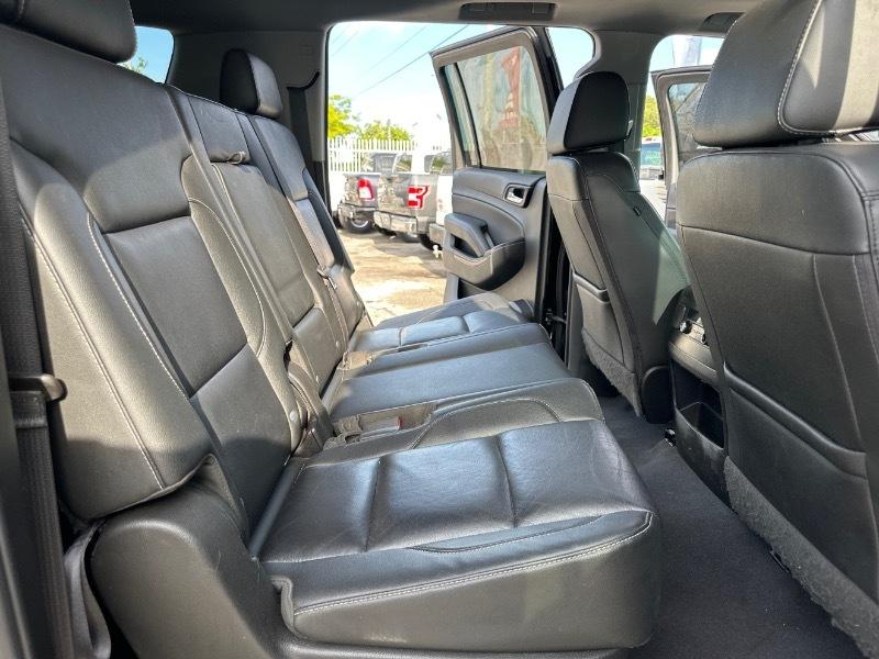 Chevrolet Suburban LT 4WD 2020