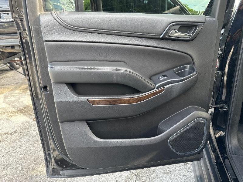 Chevrolet Suburban LT 4WD 2020