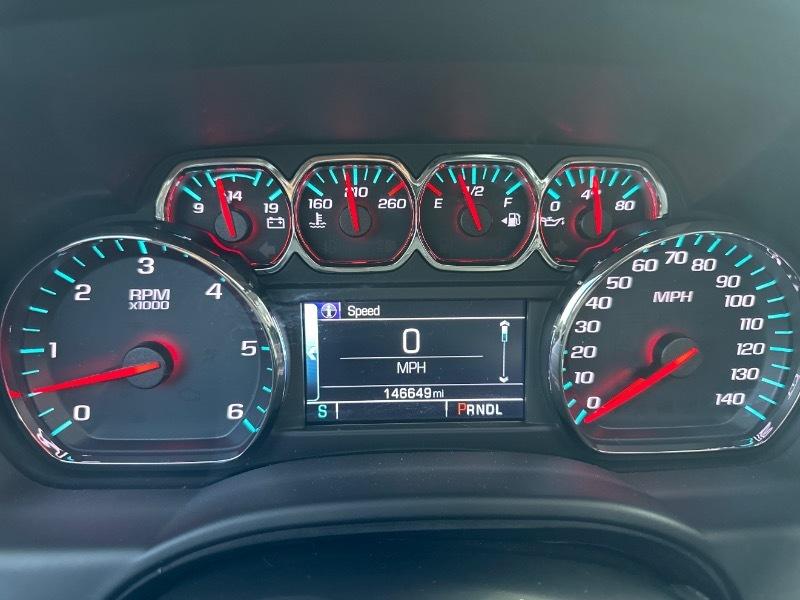 Chevrolet Suburban LT 4WD 2020