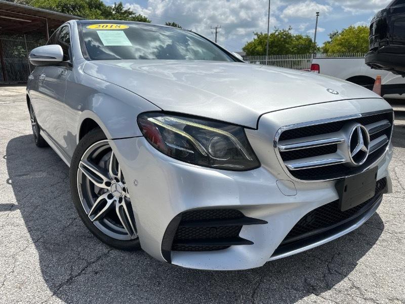 Mercedes-Benz E-Class E300 Luxury 4MATIC Sedan 2017