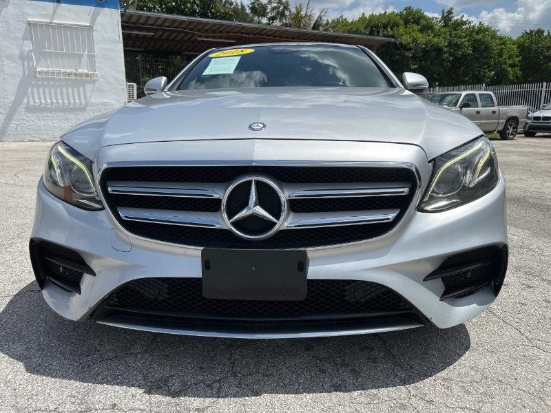 Mercedes-Benz E-Class E300 Luxury 4MATIC Sedan 2017