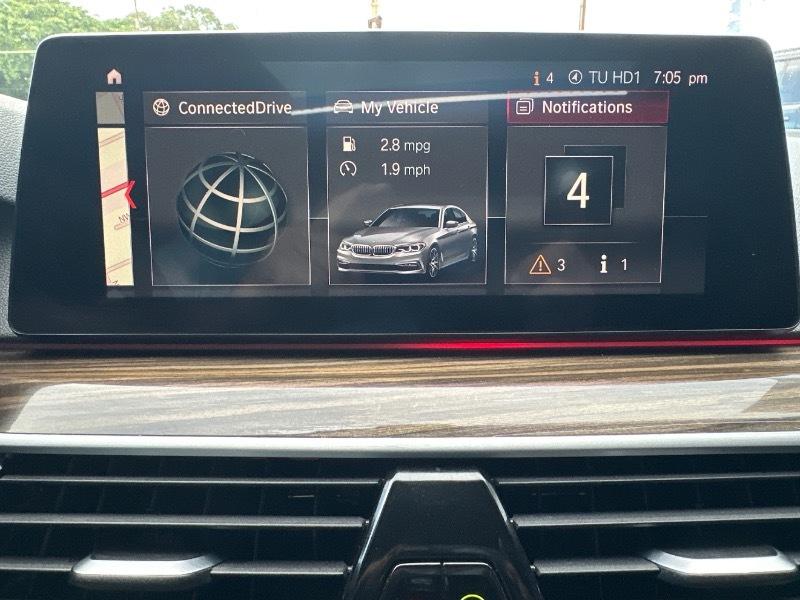 BMW 5-Series 530i 2019