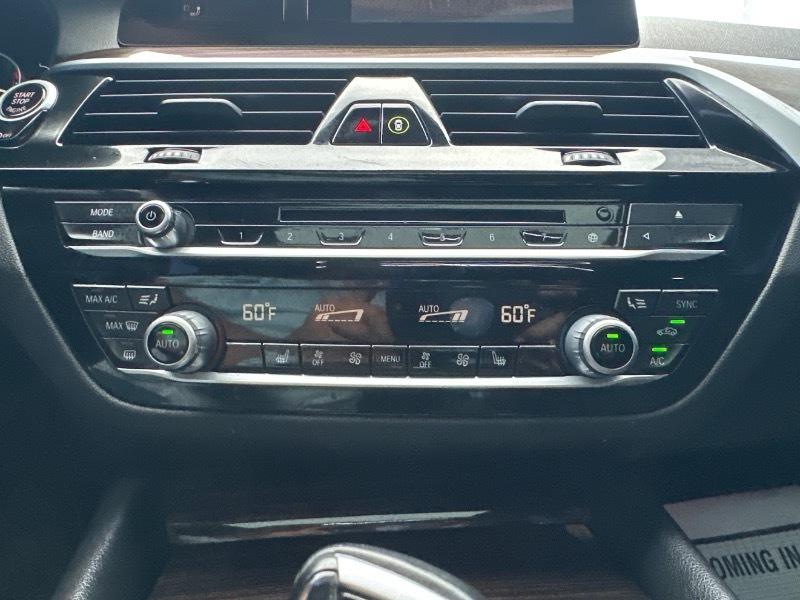 BMW 5-Series 530i 2019