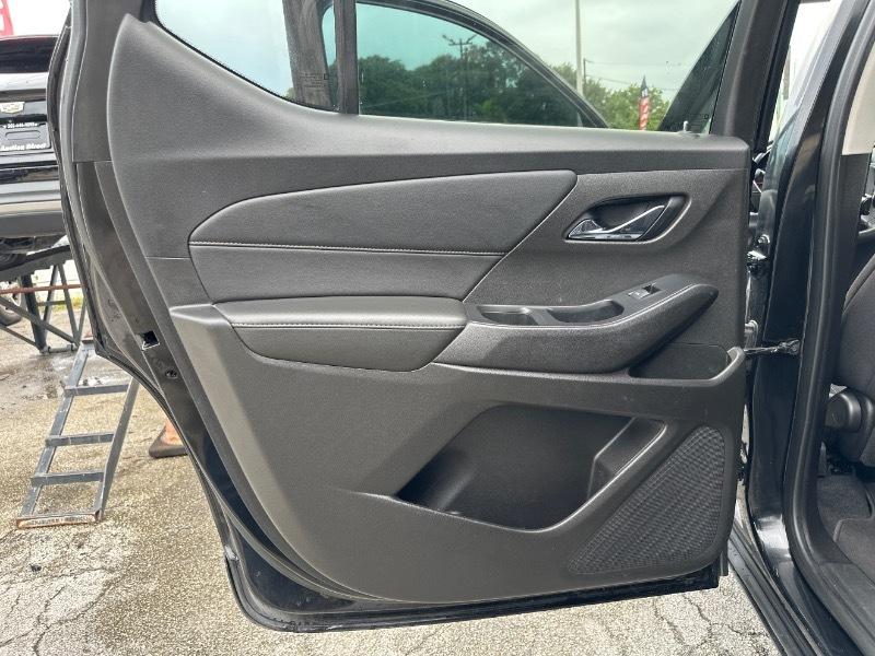 Chevrolet Traverse LS FWD 2021