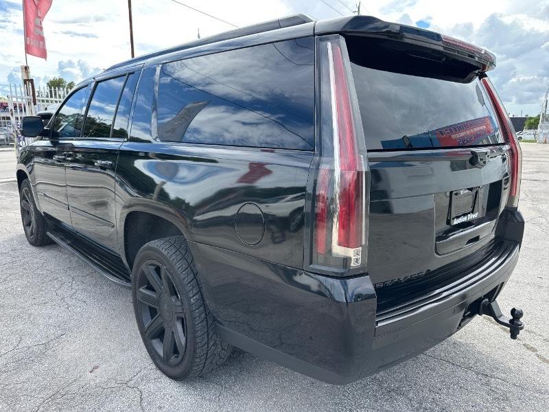 Cadillac Escalade ESV 2WD Luxury 2020