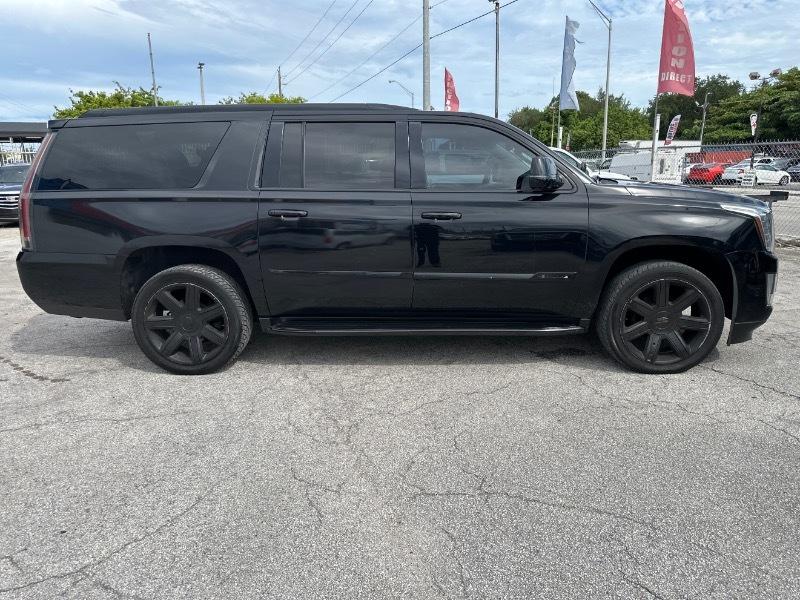 Cadillac Escalade ESV 2WD Luxury 2020