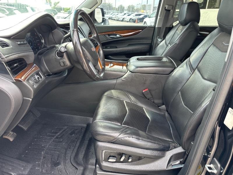 Cadillac Escalade ESV 2WD Luxury 2020