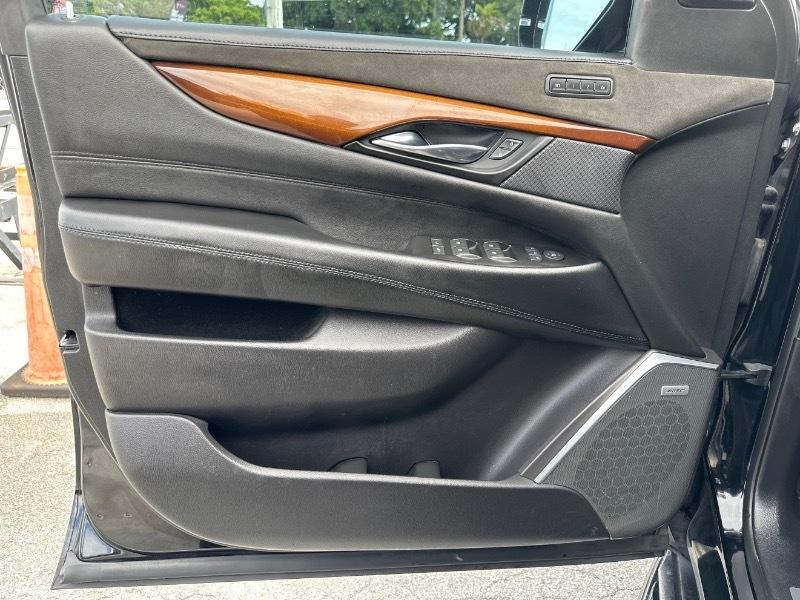Cadillac Escalade ESV 2WD Luxury 2020