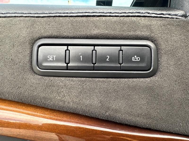 Cadillac Escalade ESV 2WD Luxury 2020