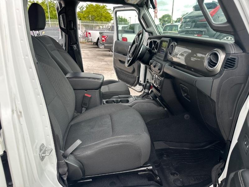 Jeep Wrangler Unlimited Sahara 2018