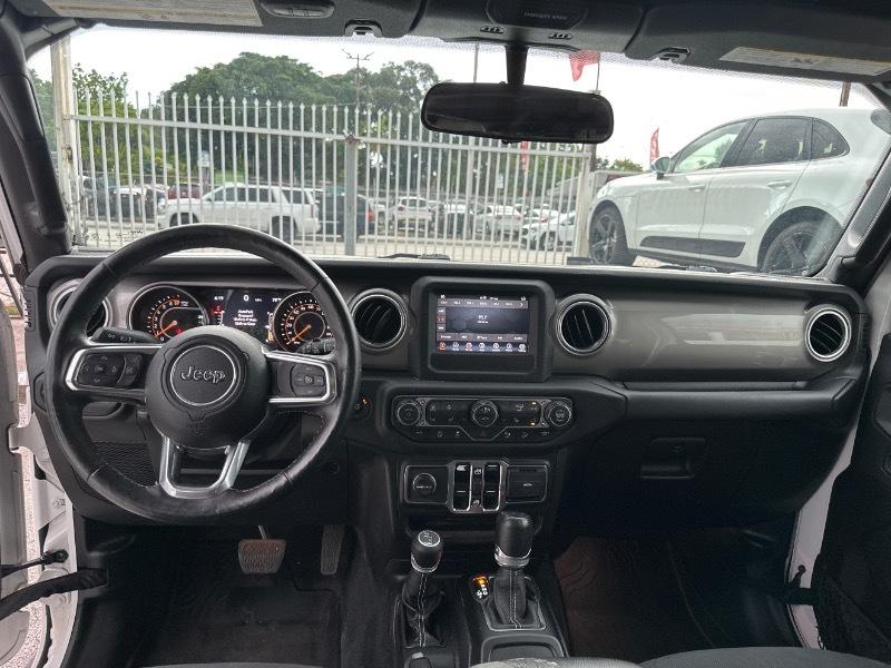 Jeep Wrangler Unlimited Sahara 2018