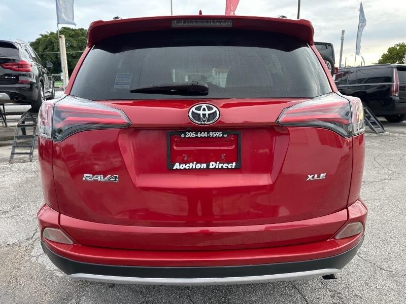 Toyota RAV4 XLE FWD 2016