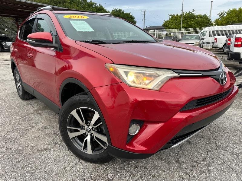 Toyota RAV4 XLE FWD 2016