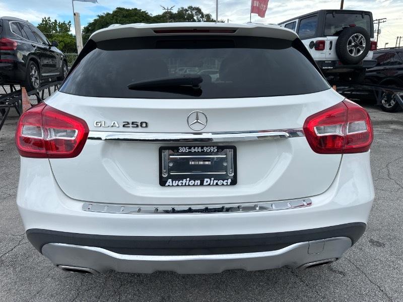 Mercedes-Benz GLA-Class GLA250 2020