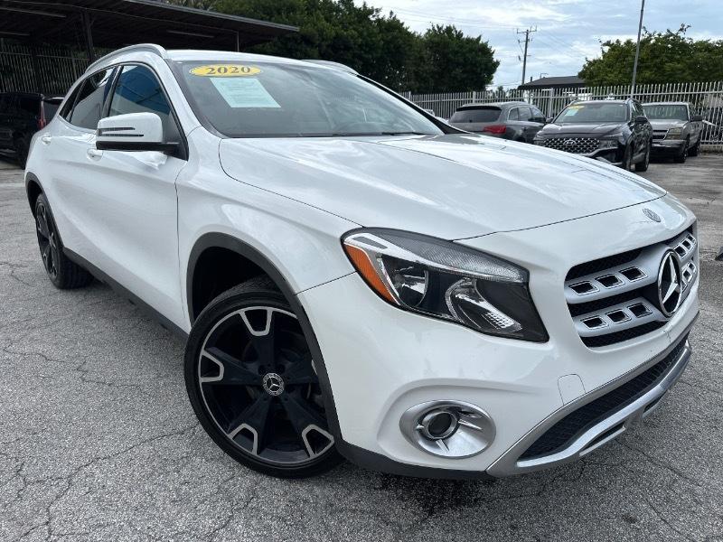 Mercedes-Benz GLA-Class GLA250 2020