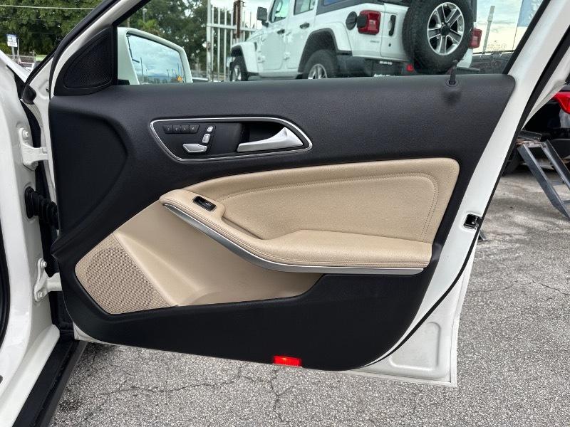 Mercedes-Benz GLA-Class GLA250 2020