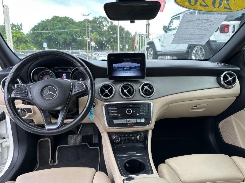 Mercedes-Benz GLA-Class GLA250 2020