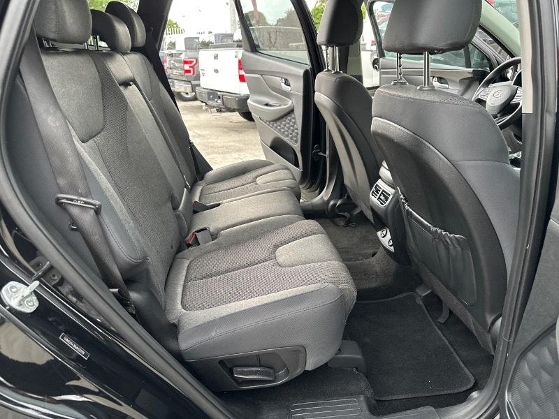 Hyundai Santa Fe SEL 2021
