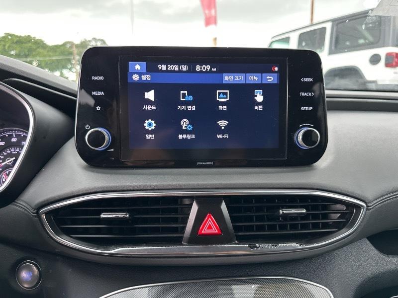 Hyundai Santa Fe SEL 2021