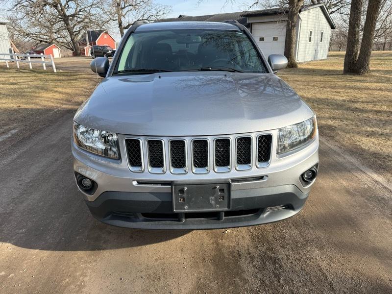 Jeep Compass Latitude FWD 2016
