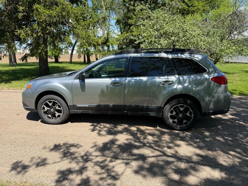 Subaru Outback 2.5i 2011