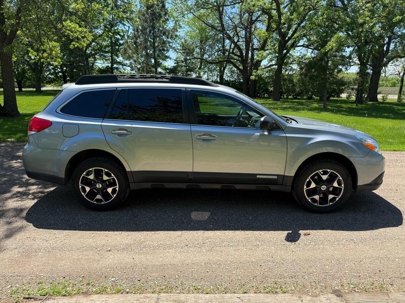 Subaru Outback 2.5i 2011