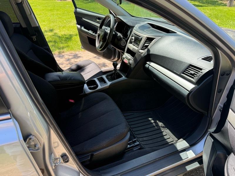 Subaru Outback 2.5i 2011