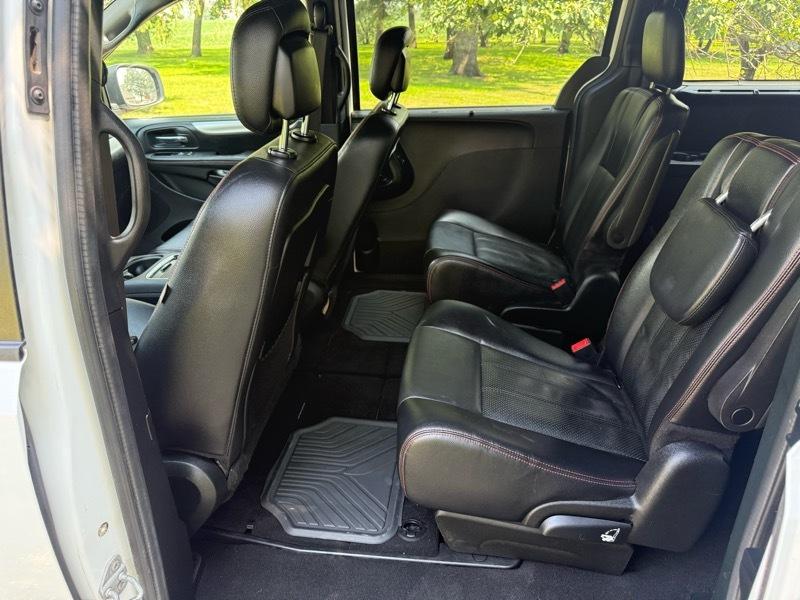 Dodge Grand Caravan R/T 2015